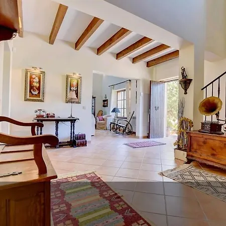 Ecovilla Jeaninne By Villasmediterranean إنكا
