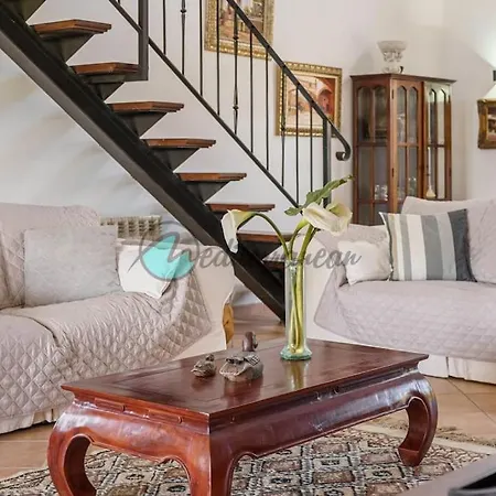 Ecovilla Jeaninne By Villasmediterranean فيلة